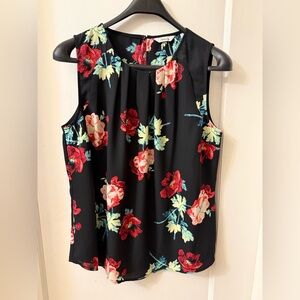 REITMAN'S LOVELY SLEEVELESS BLACK FLORAL TOP BARELY WORN